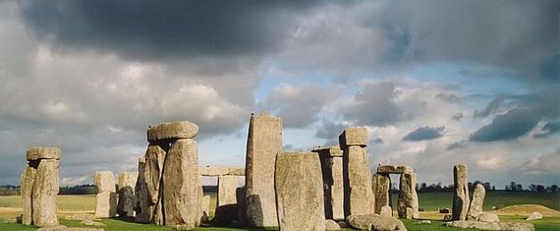 Каменные столбы в англии. Стоунхендж (Stonehenge), Великобритания